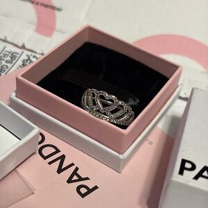 Pandora ring size 56 (authentic)